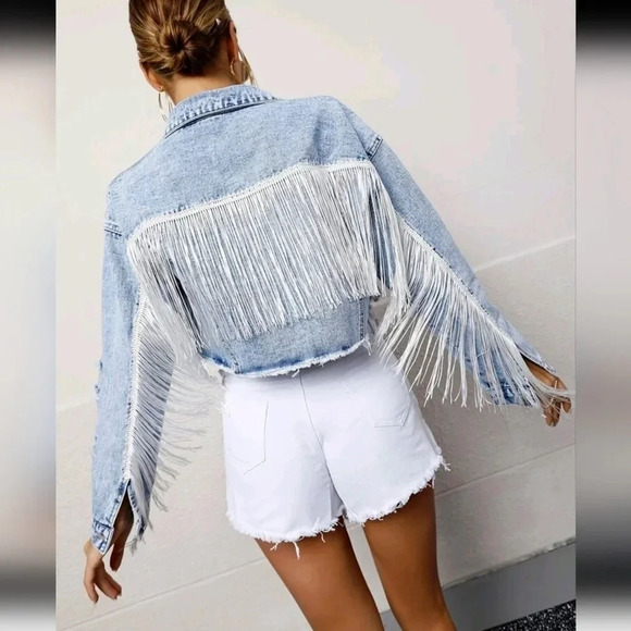 Fringe Raw Hem Button Front Crop Denim Jacket - Picture 3 of 6